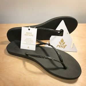 New Reef Escape LUX Black Thong Sandals Flip Flops